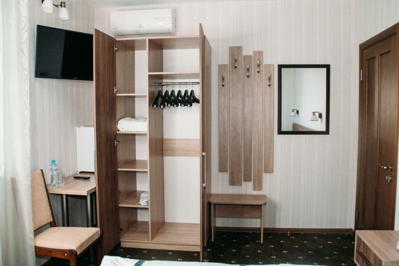 Rioro Hotel Myrhorod Bagian luar foto
