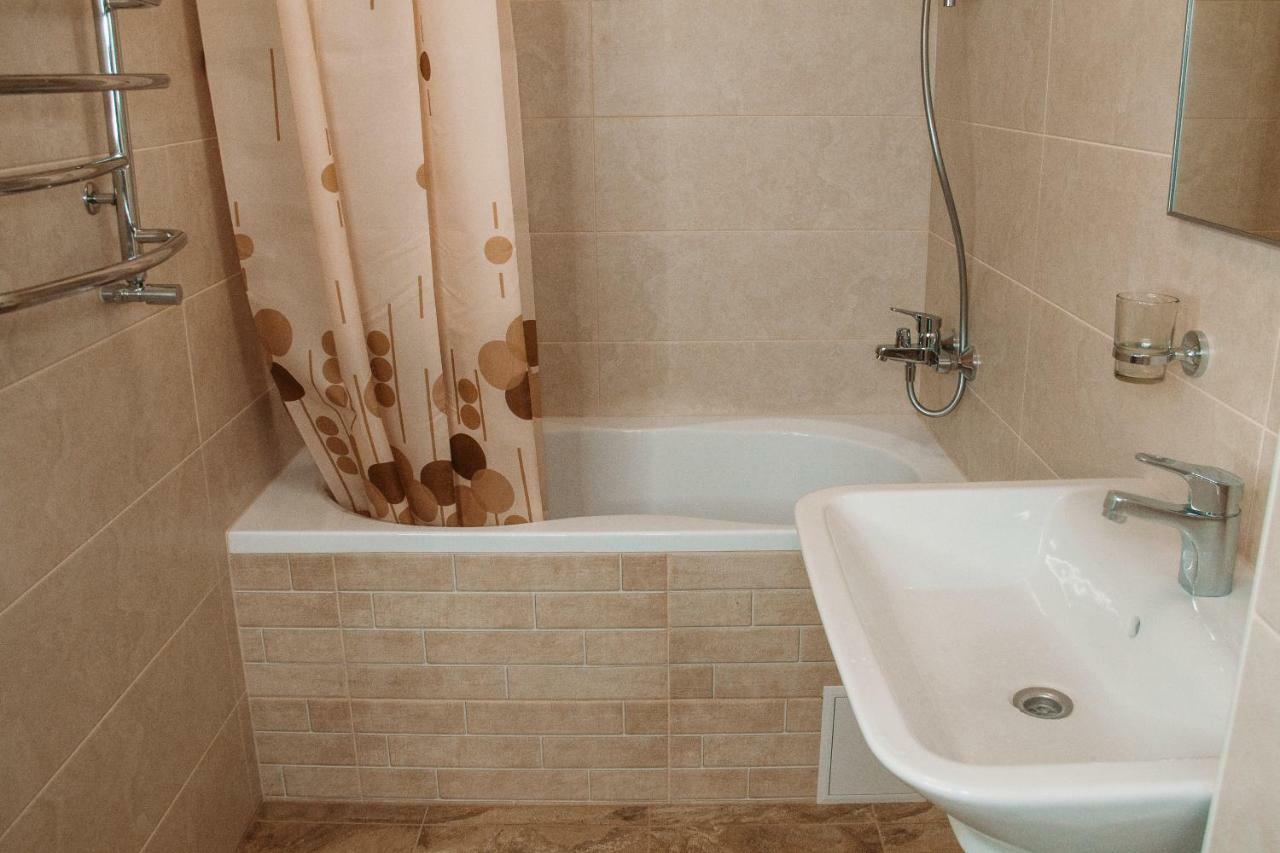 Rioro Hotel Myrhorod Bagian luar foto