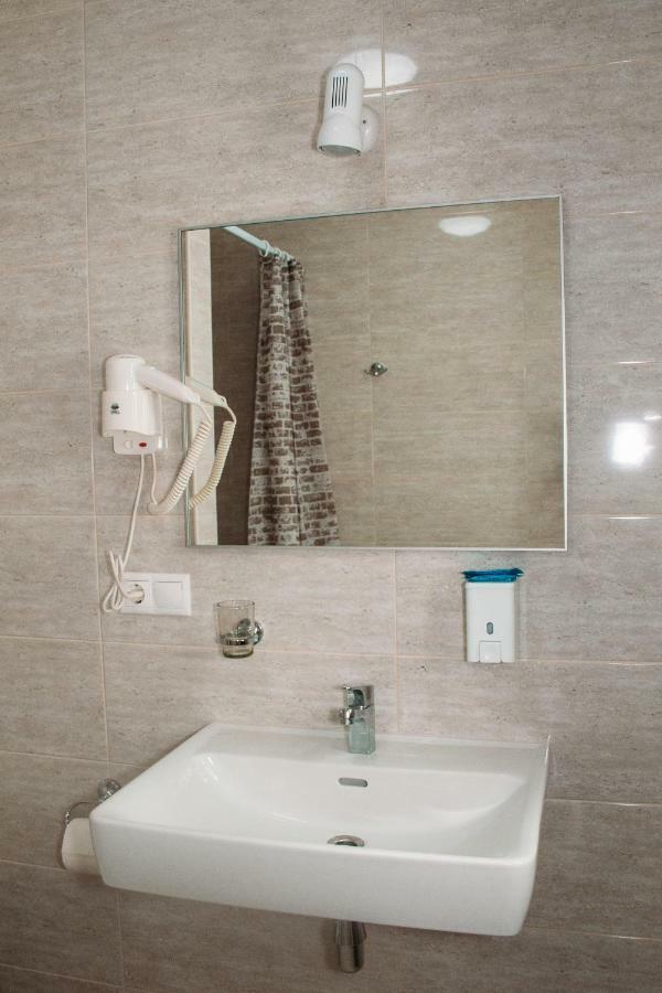 Rioro Hotel Myrhorod Bagian luar foto